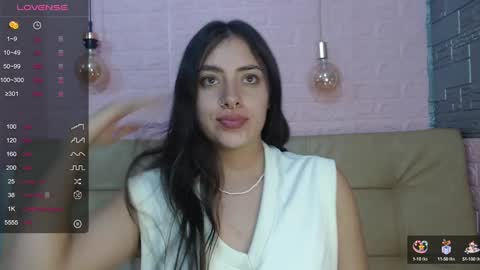 Snapshot of _emma_diamond_ chatting on 12-29-24, 06:38 Emma online show from 12-29-24, 06:38