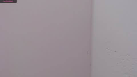 Snapshot of _emma_diamond_ chatting on 01-03-25, 06:57 Emma online show from 01-03-25, 06:57