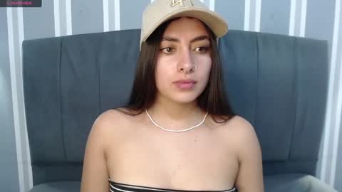 Snapshot of _emma_diamond_ chatting on 01-09-25, 06:36 Emma online show from 01-09-25, 06:36