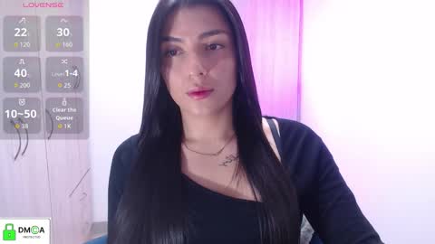  Erica Vanderhill  online show from 11-18-25, 01:55