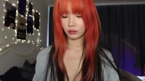 EveEva online show from 02-18-25, 06:15