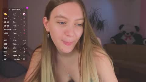 Evie online show from 01-21-25, 07:04