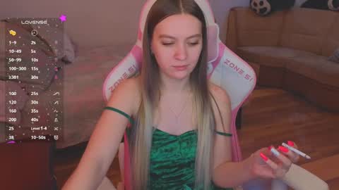 Evie online show from 02-18-25, 06:37