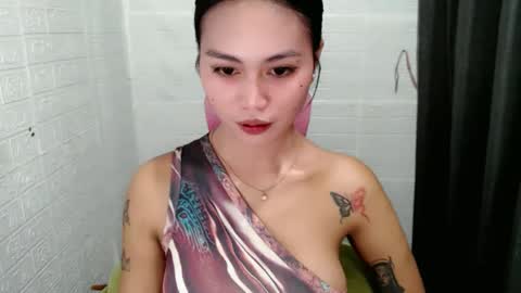 STEFFANNY WELL. online show from 11-17-25, 03:29