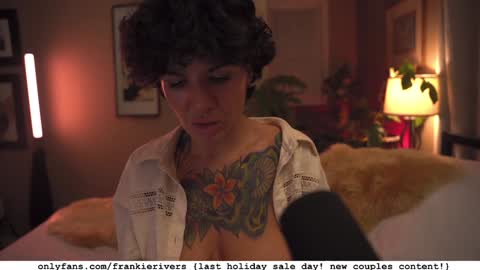 Snapshot of _frankie_rivers chatting on 12-04-25, 03:27 Frankie Rivers allmylinks online show from 12-04-25, 03:27