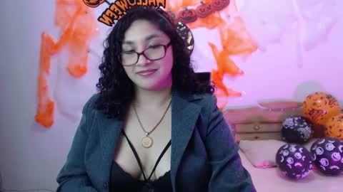 Snapshot of _gia_dior chatting on 10-10-25, 08:30 Gia Independent model online show from 10-10-25, 08:30