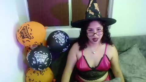 Snapshot of _gia_dior chatting on 10-20-25, 09:37 Gia Independent model online show from 10-20-25, 09:37