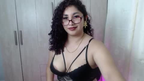 Snapshot of _gia_dior chatting on 11-14-25, 12:31 Gia Independent model online show from 11-14-25, 12:31