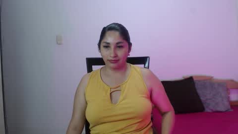 Snapshot of _gia_dior chatting on 11-28-25, 11:29 Gia Independent model online show from 11-28-25, 11:29