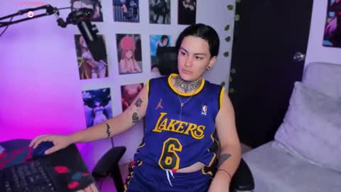 Snapshot of _gleep chatting on 11-09-25, 03:27 LEEP online show from 11-09-25, 03:27