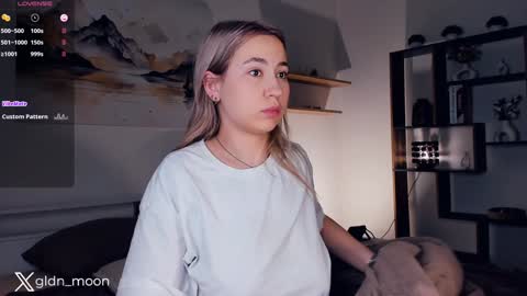 Rina online show from 01-16-25, 01:37