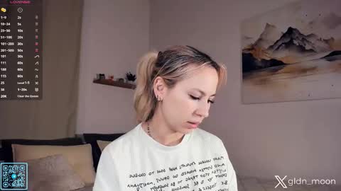 Rina online show from 11-10-25, 07:35