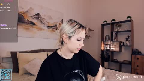 Rina online show from 12-14-25, 08:02