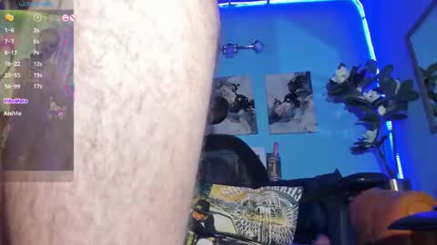 Snapshot of _hairybeard_ chatting on 10-11-25, 05:17 Mathews online show from 10-11-25, 05:17