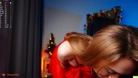 Snapshot of _healing_hottie_ chatting on 12-24-24, 10:28 Veronica online show from 12-24-24, 10:28