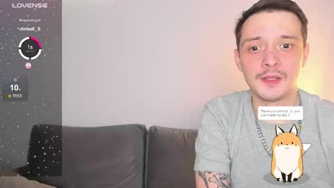 Snapshot of _hey_scarlett_ chatting on 10-10-25, 03:22 _hey_scarlett_ online show from 10-10-25, 03:22