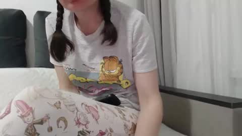 Snapshot of _hidden_frommymoom_ chatting on 03-14-26, 06:24 Criss4u online show from 03-14-26, 06:24