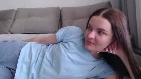 Snapshot of _hidden_frommymoom_ chatting on 04-05-26, 09:28 Criss4u online show from 04-05-26, 09:28