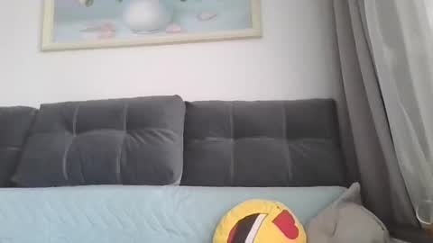 Snapshot of _hidden_frommymoom_ chatting on 04-13-26, 06:30 Criss4u online show from 04-13-26, 06:30