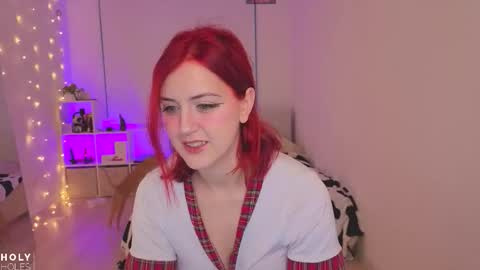 Snapshot of _holy_holes_ chatting on 11-22-25, 06:34 Anastasia online show from 11-22-25, 06:34