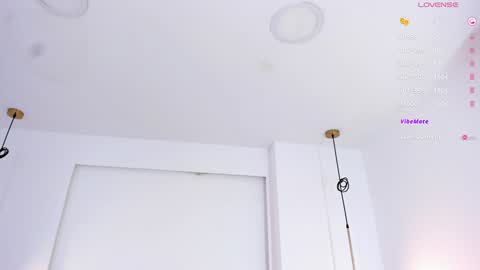 Darlis  online show from 01-23-25, 01:19