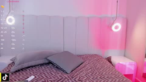 Darlis  online show from 09-22-25, 07:38