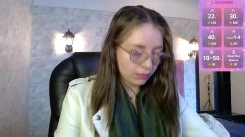 Snapshot of _isaabellaa chatting on 11-05-25, 11:21 Isa online show from 11-05-25, 11:21