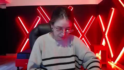 Snapshot of _isaabellaa chatting on 11-26-25, 03:57 Isa online show from 11-26-25, 03:57