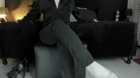 Miss Jade online show from 01-17-25, 11:38