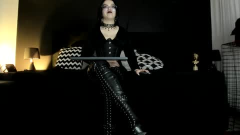 Miss Jade online show from 01-18-25, 05:48