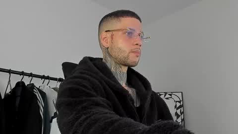 jeison online show from 10-14-25, 07:47