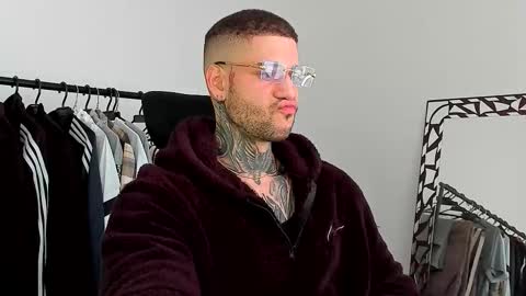 jeison online show from 11-23-25, 02:28