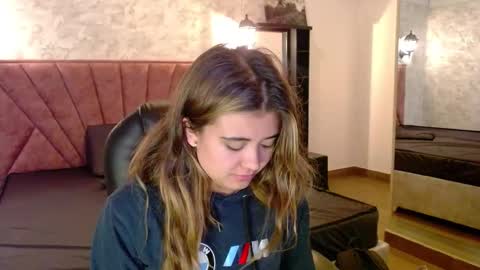 _jeessy online show from 10-22-25, 08:36