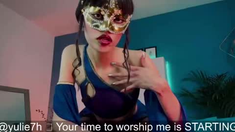 Snapshot of _jessy_moon_ chatting on 10-23-25, 06:50 ... online show from 10-23-25, 06:50