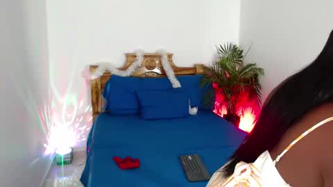 Snapshot of _jhoa chatting on 12-17-24, 05:51 _jhoa online show from 12-17-24, 05:51