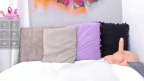    online show from 10-29-25, 07:37