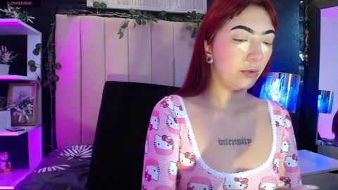 Mia online show from 12-17-24, 01:49