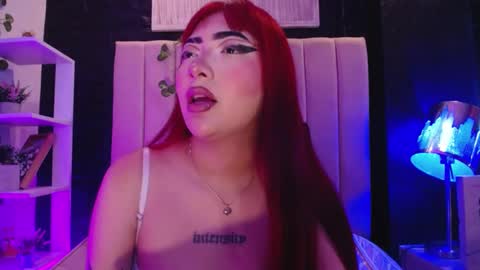 Mia online show from 12-30-24, 04:40