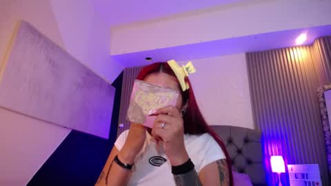 Mia online show from 01-16-25, 12:53