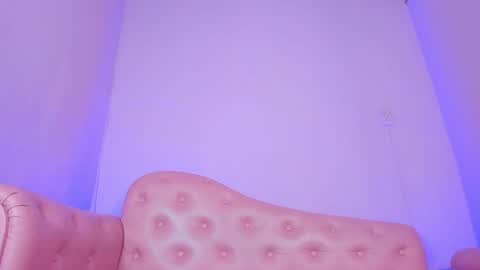 _julisweet_ online show from 10-19-25, 12:50