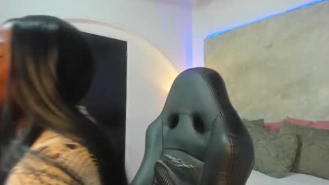 Snapshot of _kanela_anderson chatting on 10-28-25, 01:58 Kanela Anderson online show from 10-28-25, 01:58