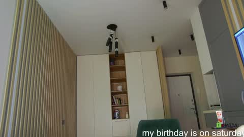 Kate online show from 12-14-24, 02:31