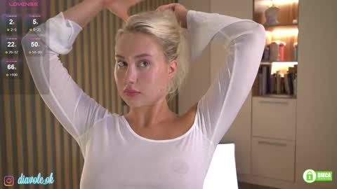 Kate online show from 09-10-25, 03:12