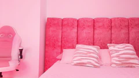 Kendall online show from 11-07-25, 11:54