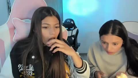 Snapshot of _khloe_sweet chatting on 11-24-25, 08:08 khloe sweet online show from 11-24-25, 08:08