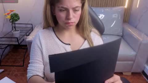 _kitten_1 online show from 02-13-26, 10:50