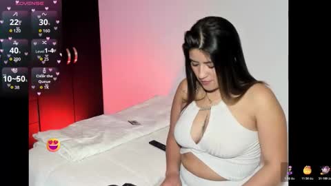  kloee  online show from 10-17-25, 01:57