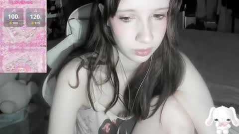 Snapshot of _kuroneeko_ chatting on 03-25-26, 09:04 kuro online show from 03-25-26, 09:04