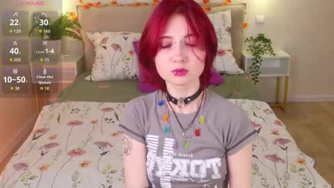 Snapshot of _l_o_r_r_y_ chatting on 10-25-25, 01:51 _l_o_r_r_y_ online show from 10-25-25, 01:51