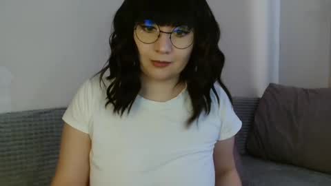 Snapshot of _lalilu_ chatting on 01-15-25, 10:38 _lalilu_ online show from 01-15-25, 10:38